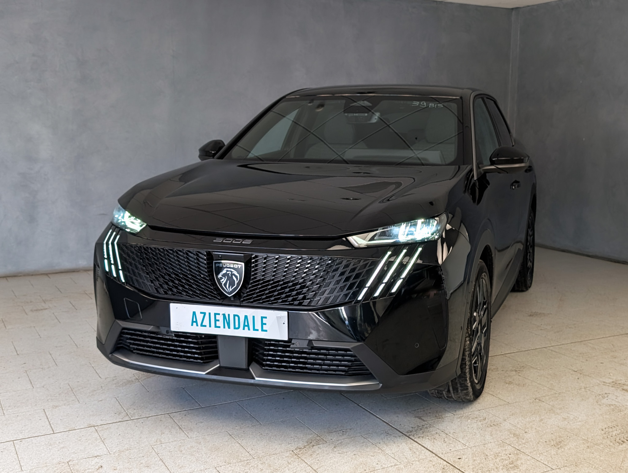 peugeot-3008-1-2-hybrid-145cv-e-dcs6-allure-3