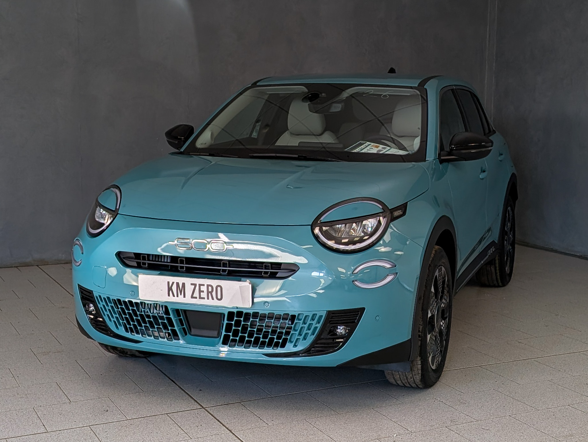 fiat-600-1-2-hybrid-100cv-automatic-la-prima-14