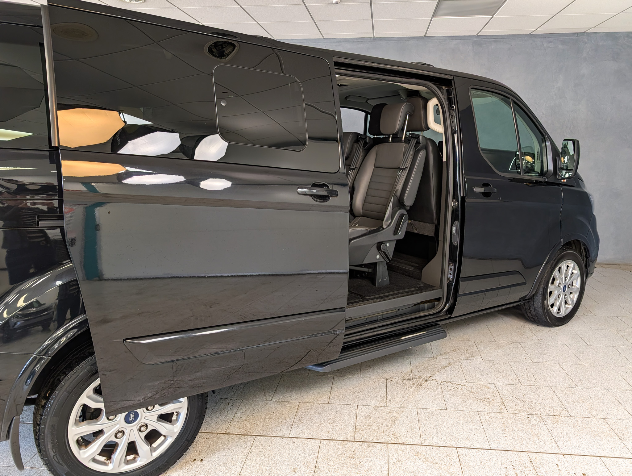 Ford Tourneo Custom