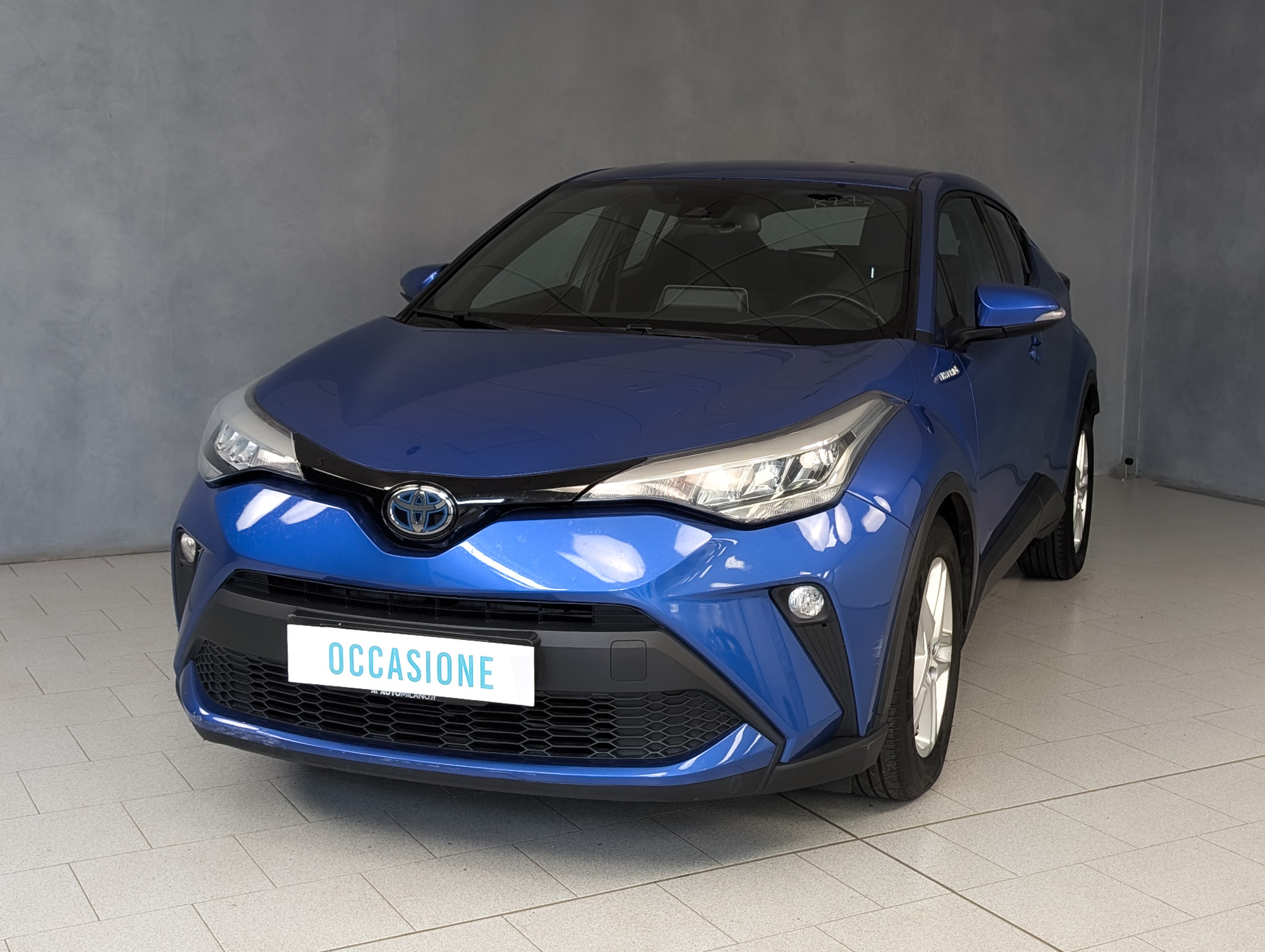 toyota-c-hr-1-8-hybrid-e-cvt-active-1 toyota-c-hr-1-8-hybrid-e-cvt-active-1