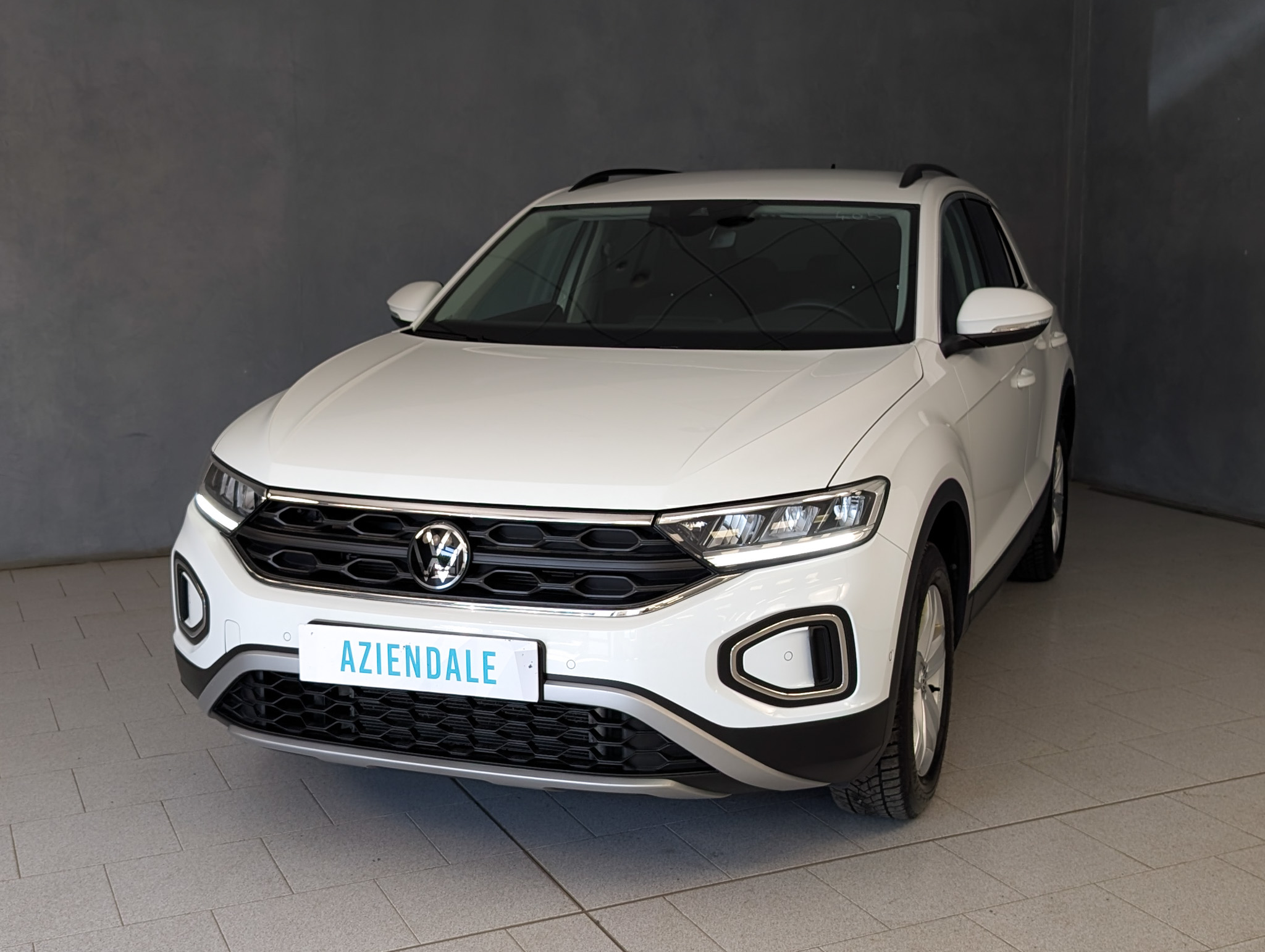volkswagen-t-roc-1-0-tsi-110cv-life-8