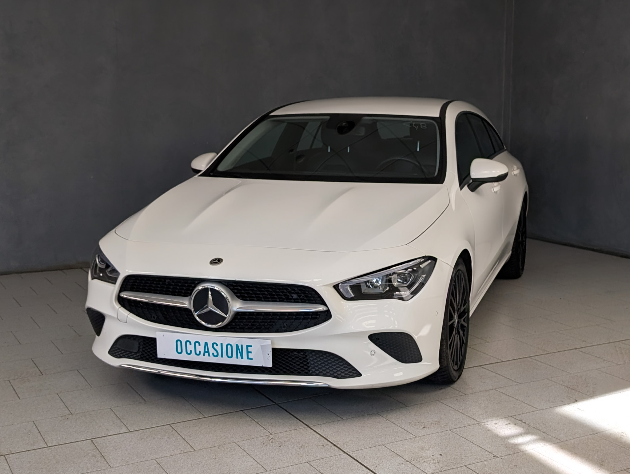 mercedes-benz-cla-180-180d-automatic-sport