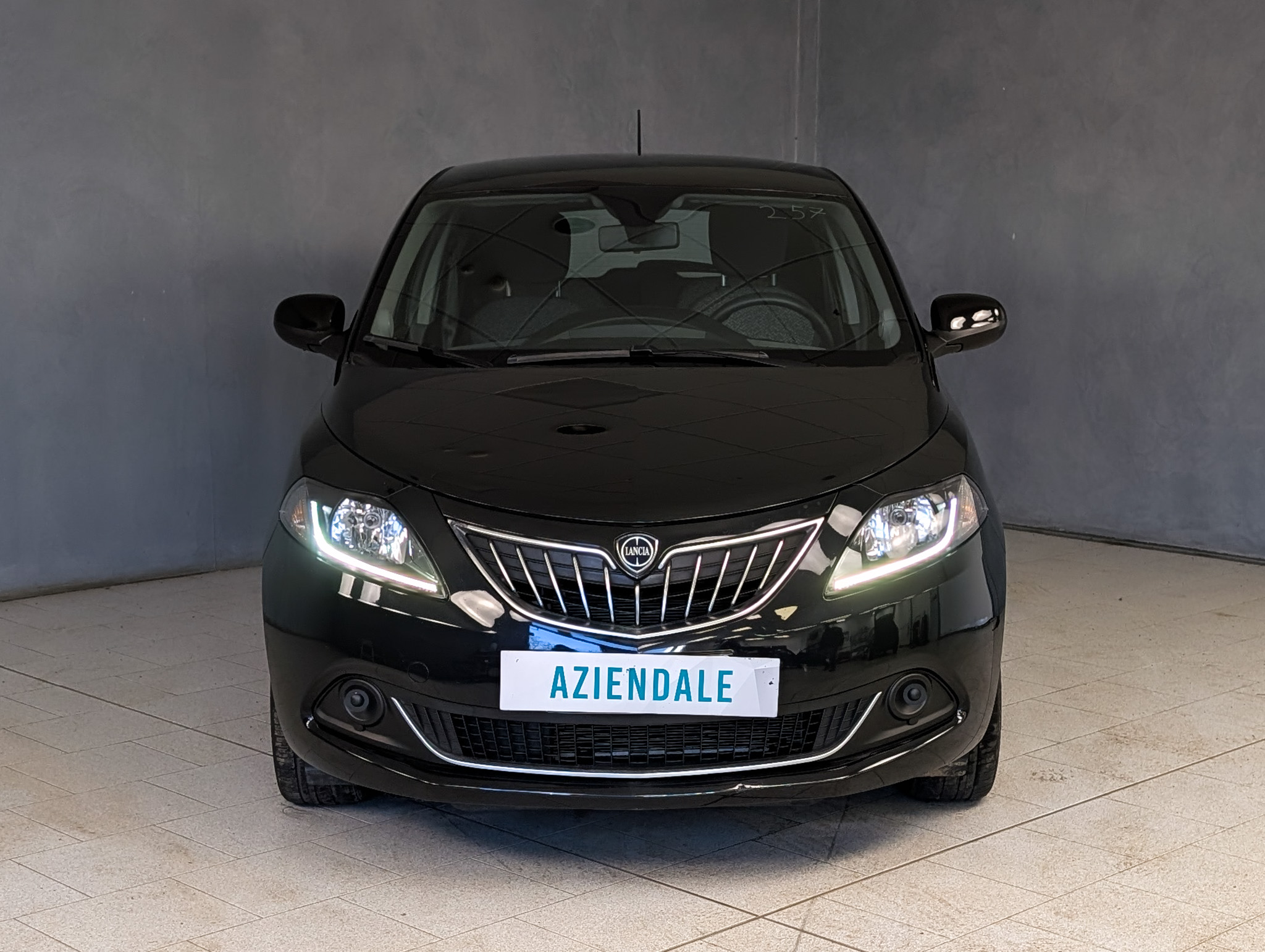 Lancia Ypsilon