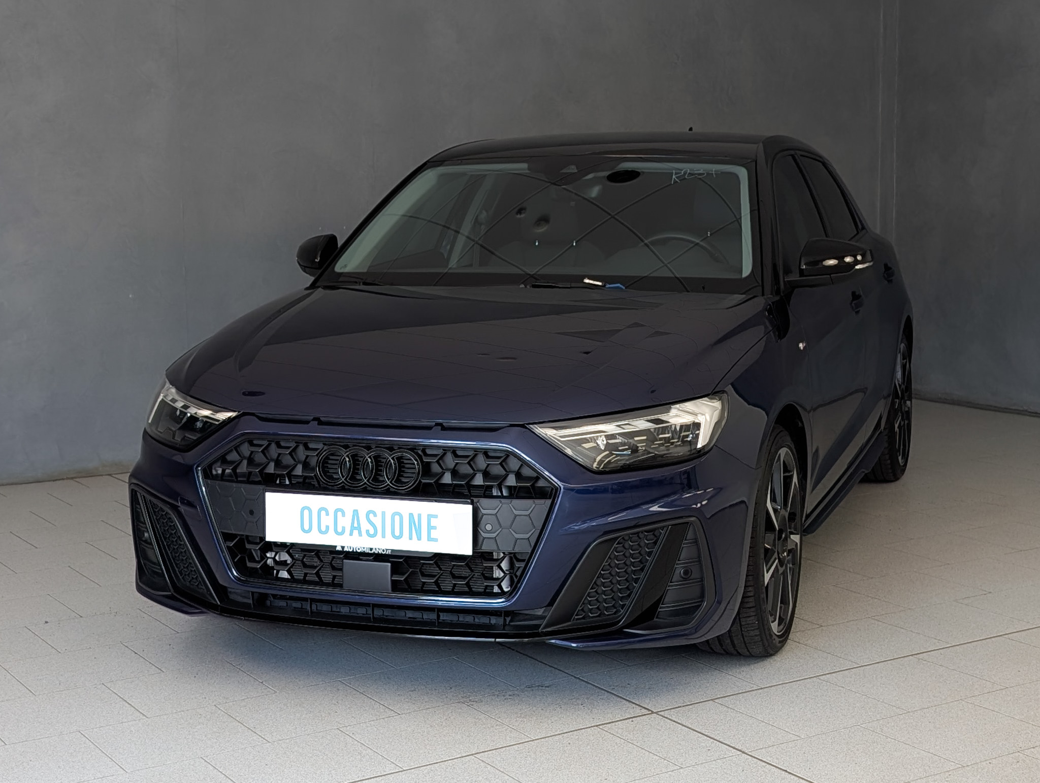 audi-a1-30-tfsi-s-tronic-adrenalin-black-edition-5 audi-a1-30-tfsi-s-tronic-adrenalin-black-edition-5