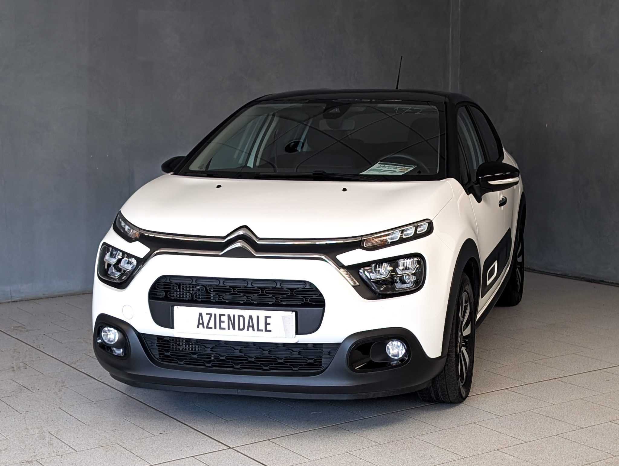 citroen-c3-1-2-puretech-110cv-eat6-shine citroen-c3-1-2-puretech-110cv-eat6-shine