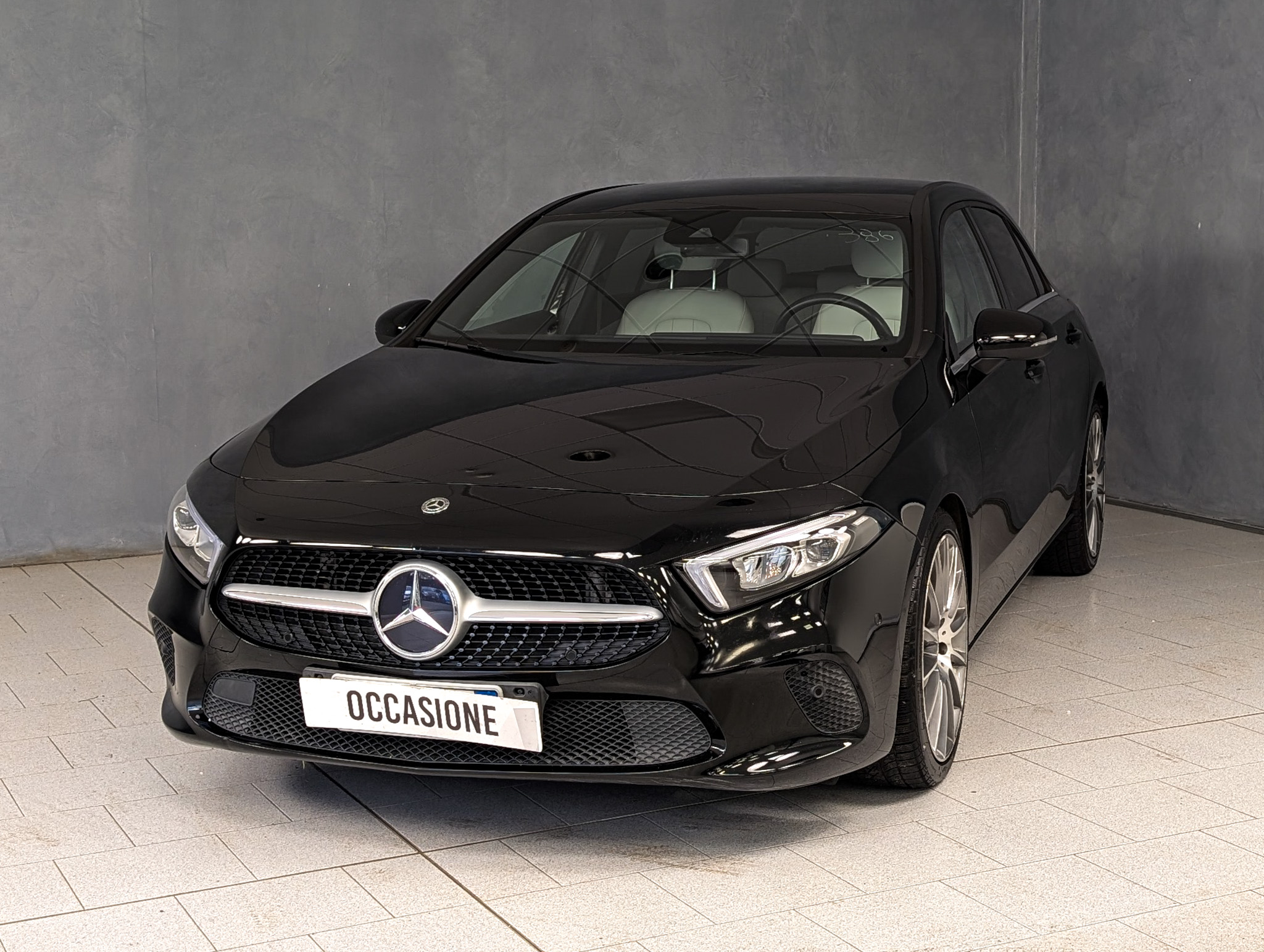 mercedes-benz-a-180-180d-automatic-sport mercedes-benz-a-180-180d-automatic-sport
