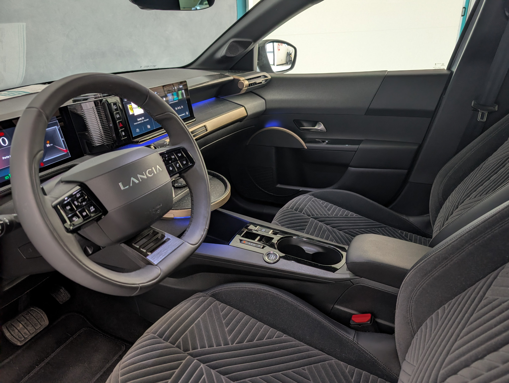 Lancia Ypsilon