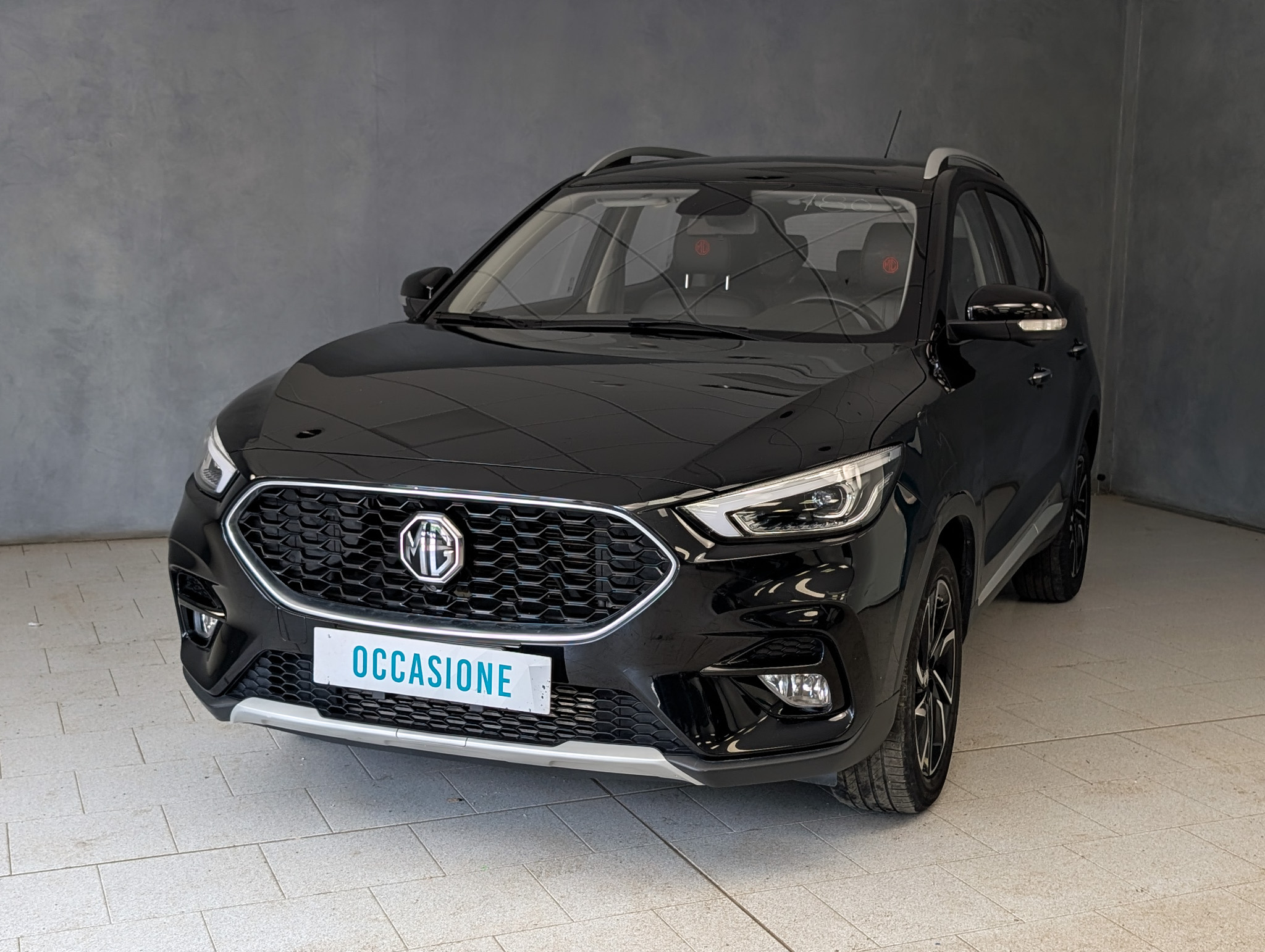 mg-zs-1-0-luxury-3