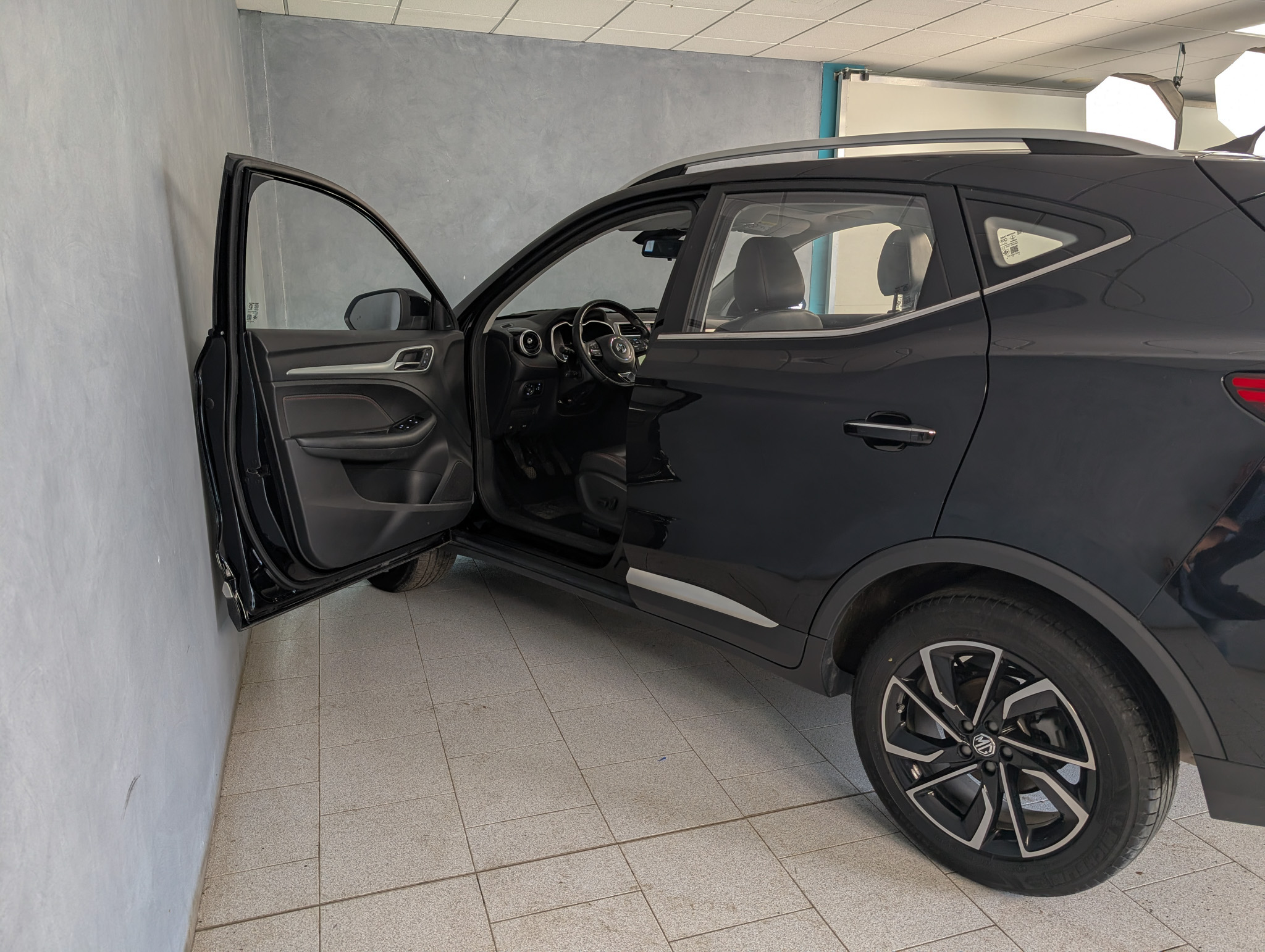 MG ZS