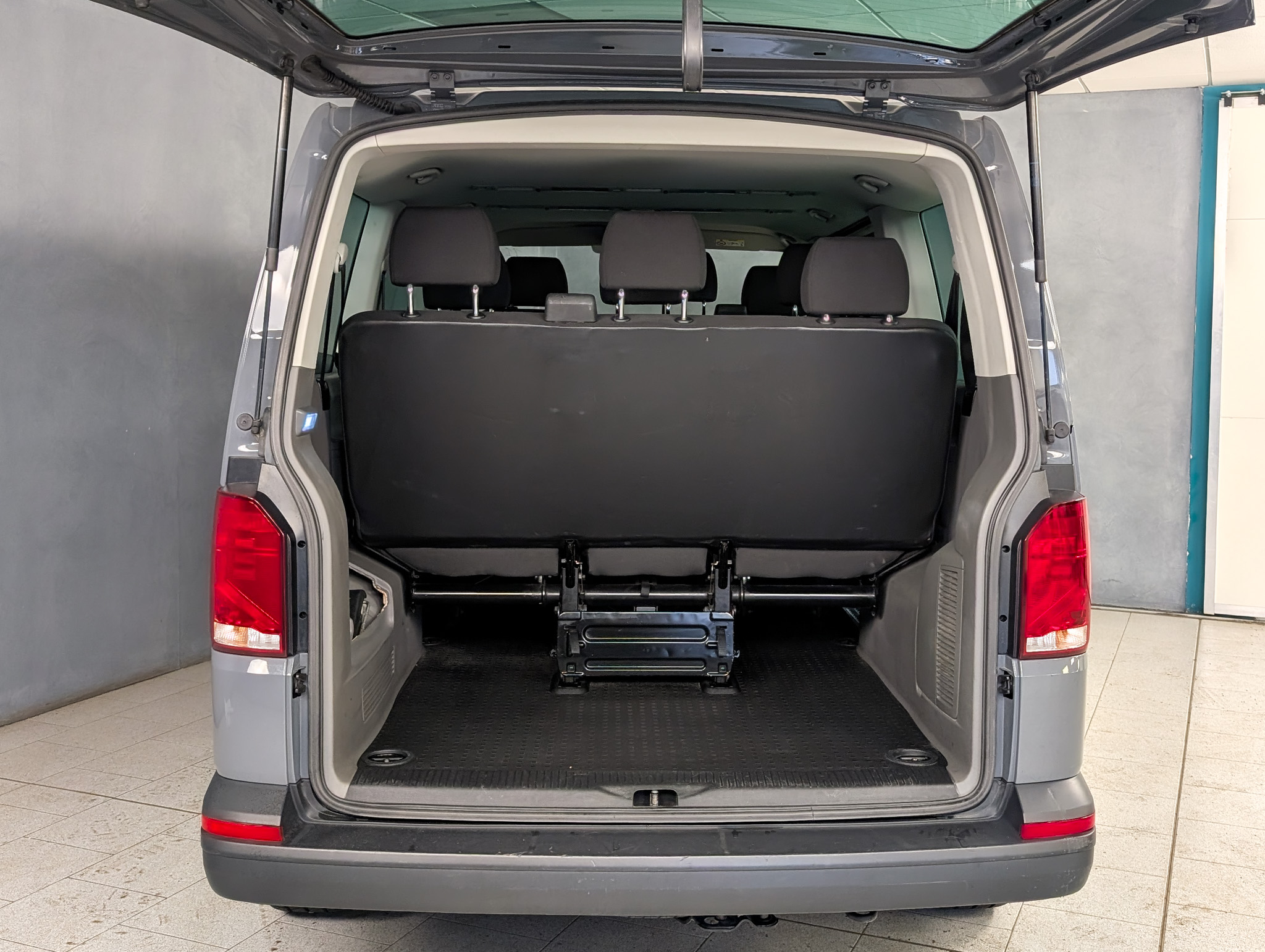 Volkswagen T6.1 Caravelle