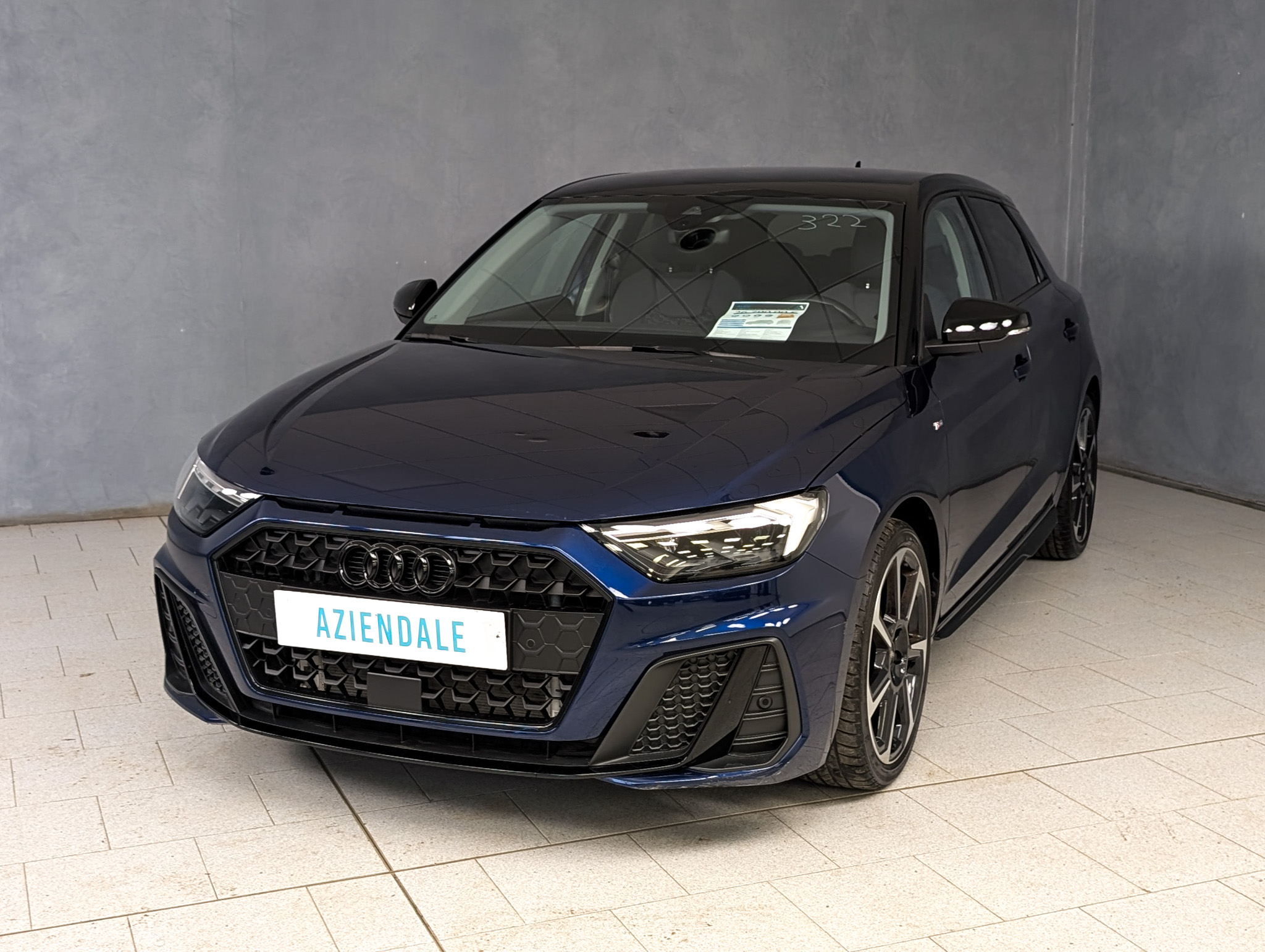 audi-a1-30-tfsi-116cv-s-tronic-adrenalin-black-edition-s-line-3
