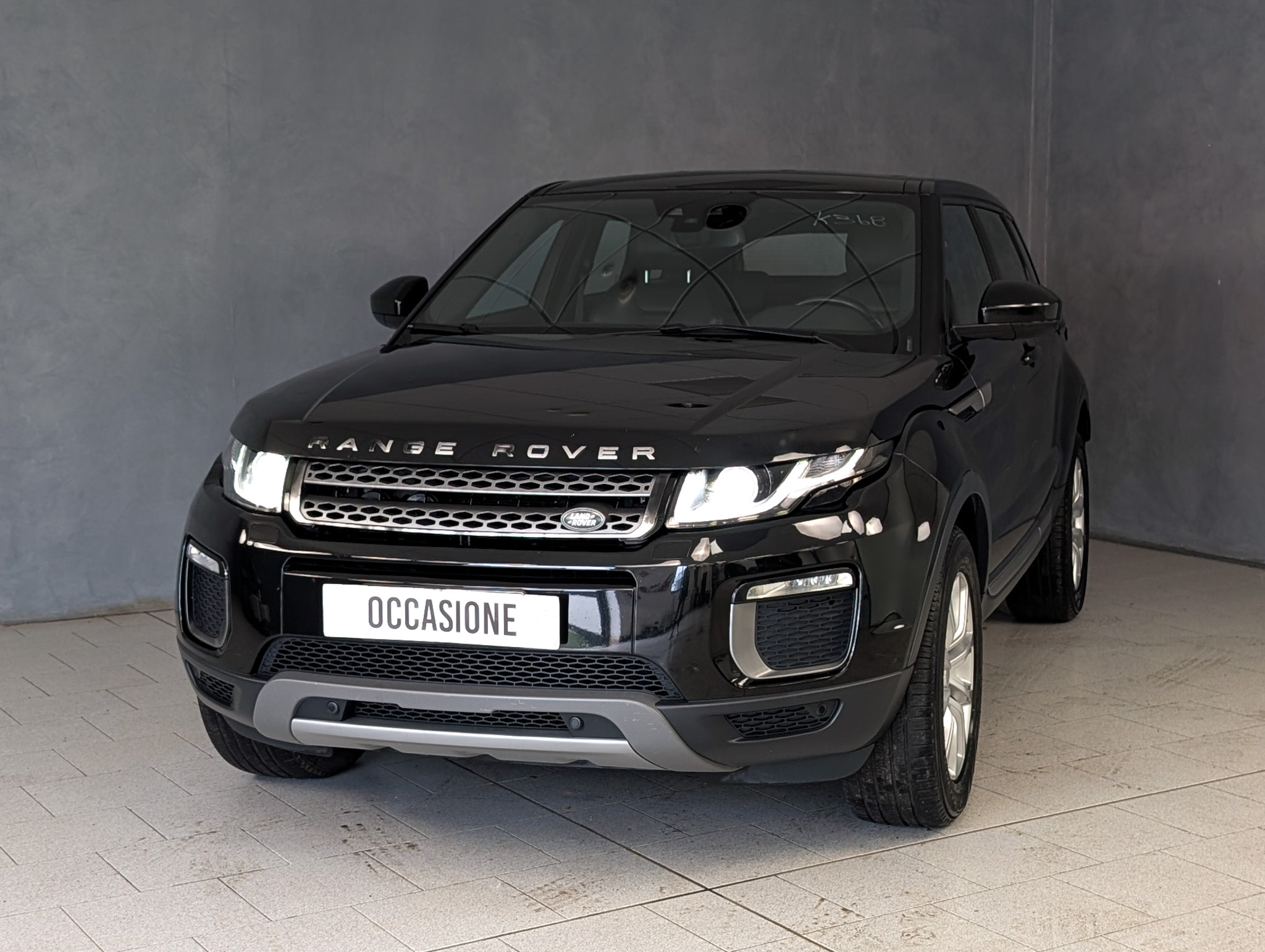 land-rover-range-rover-evoque-2-0-td4-automatic-pure land-rover-range-rover-evoque-2-0-td4-automatic-pure