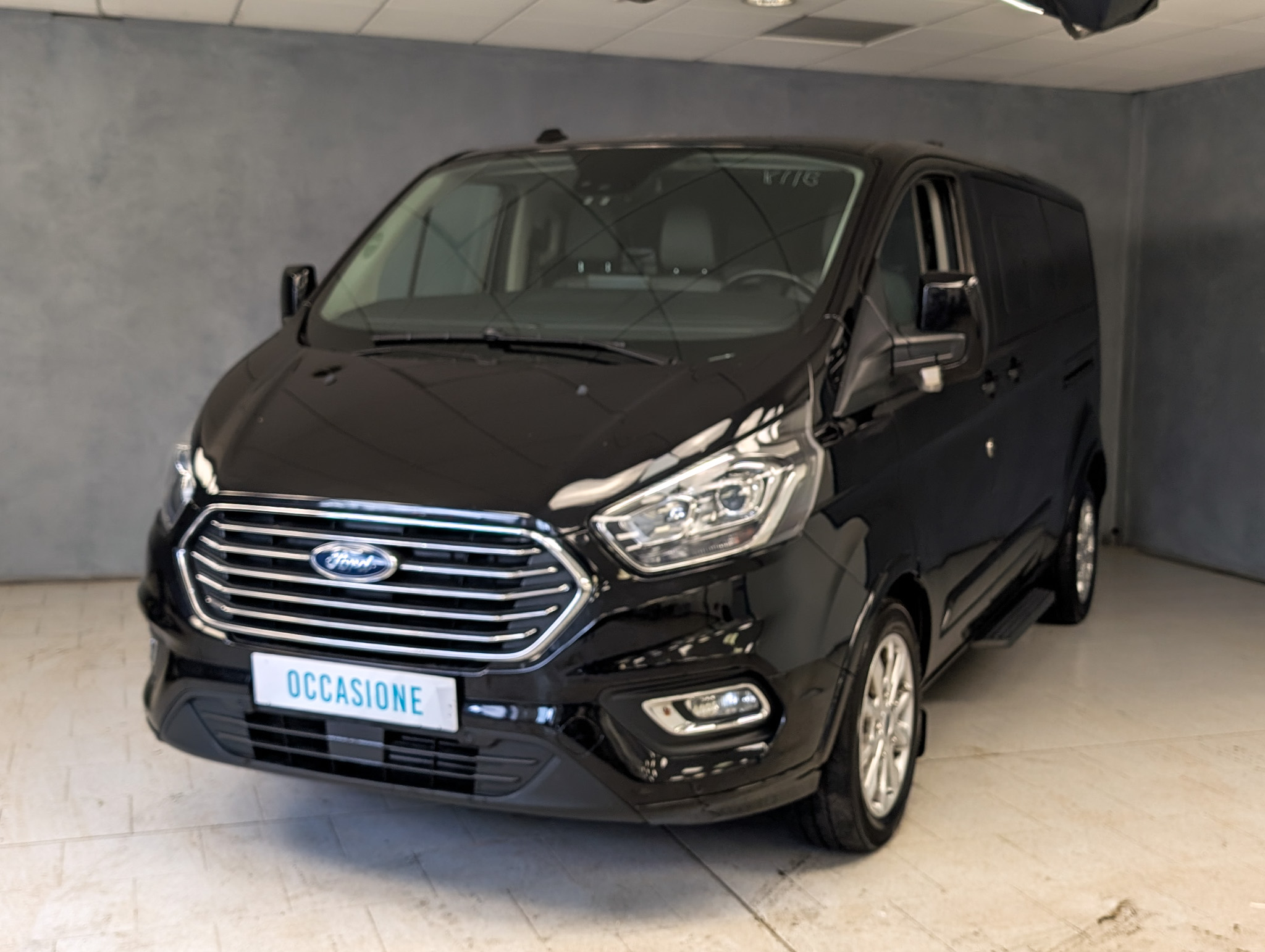 ford-tourneo-custom-2-0-tdci-185cv-automatic-titanium-x-320-l2h1-9p