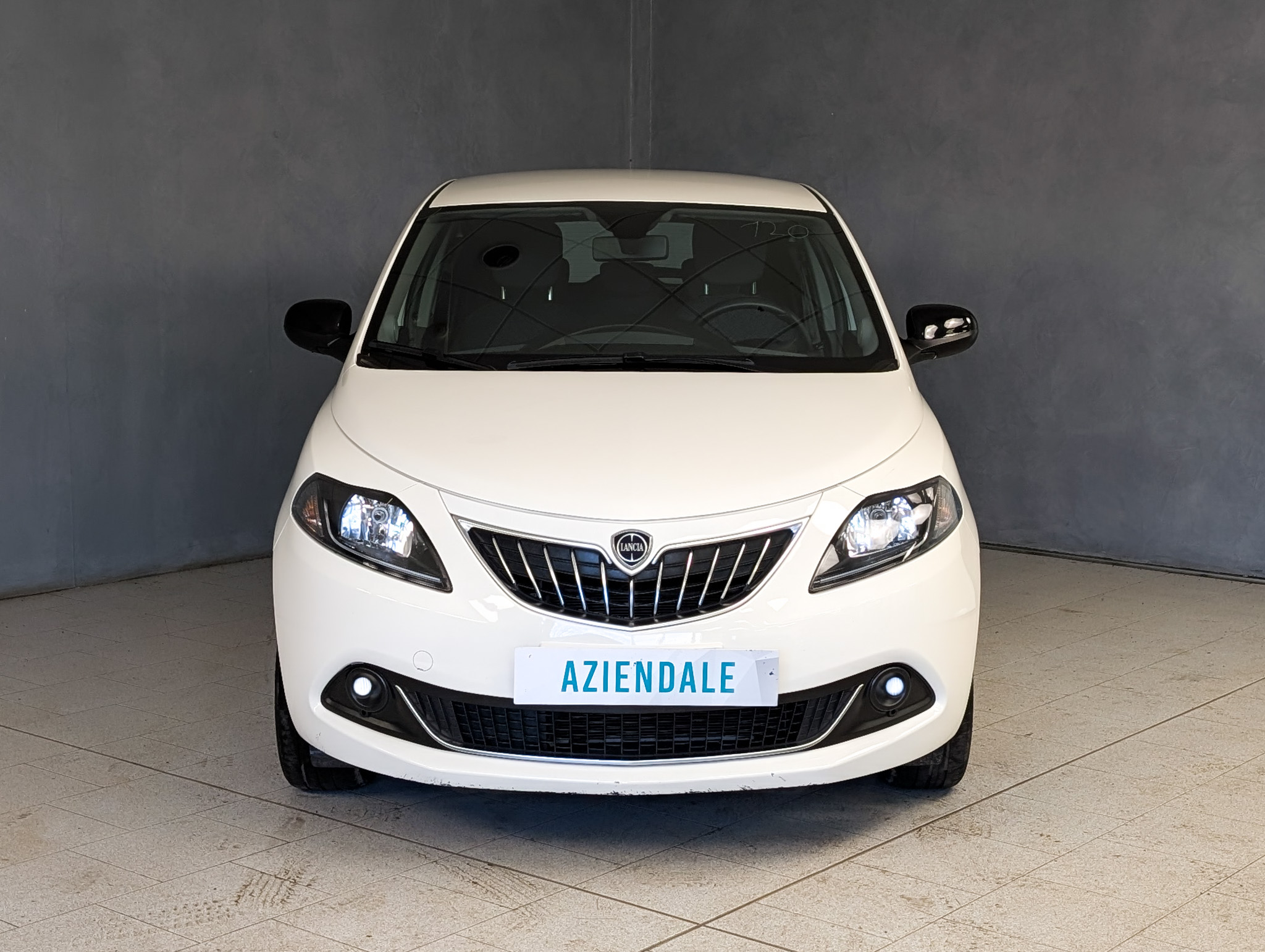 Lancia Ypsilon