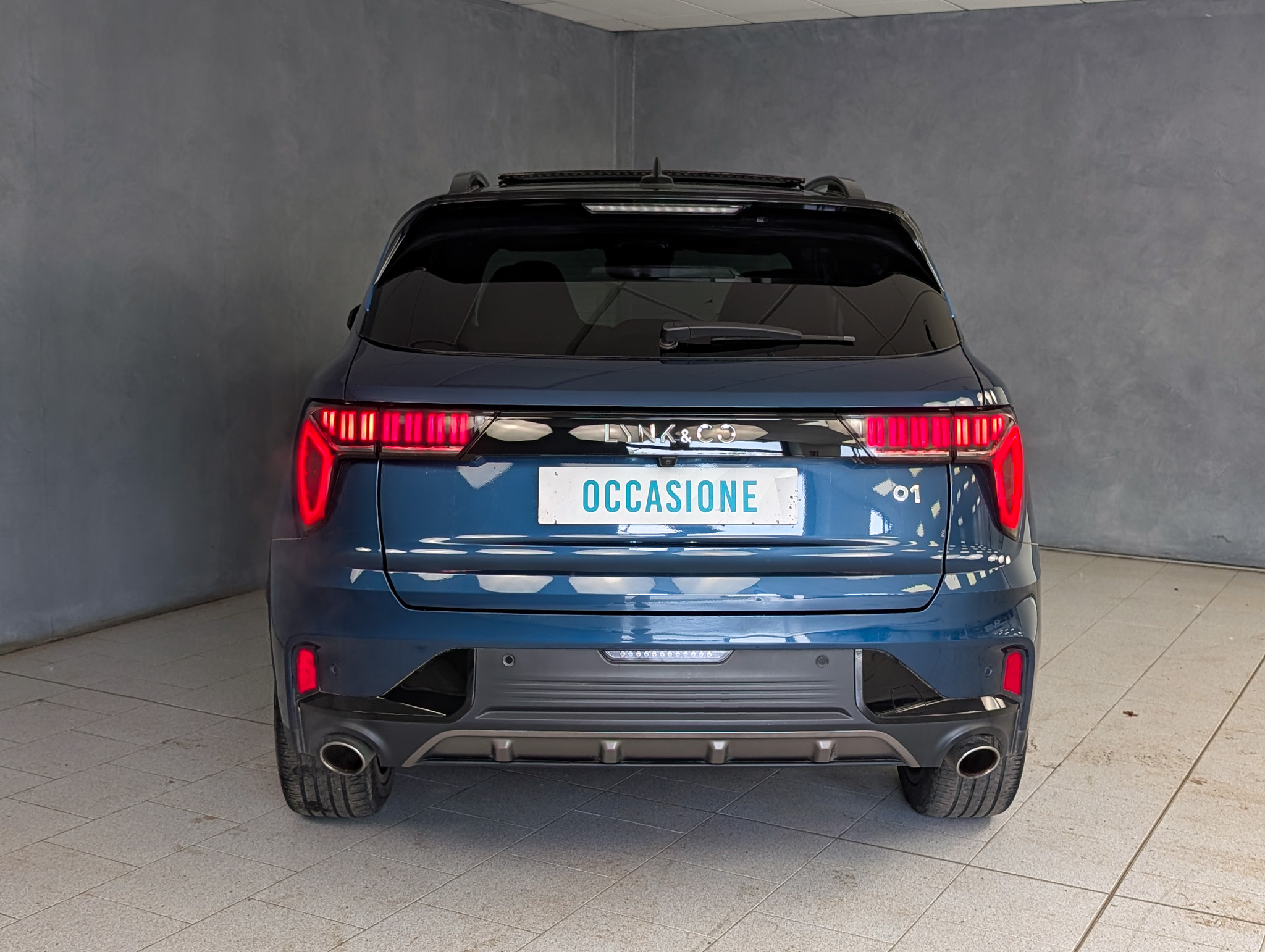 Lynk & Co 01