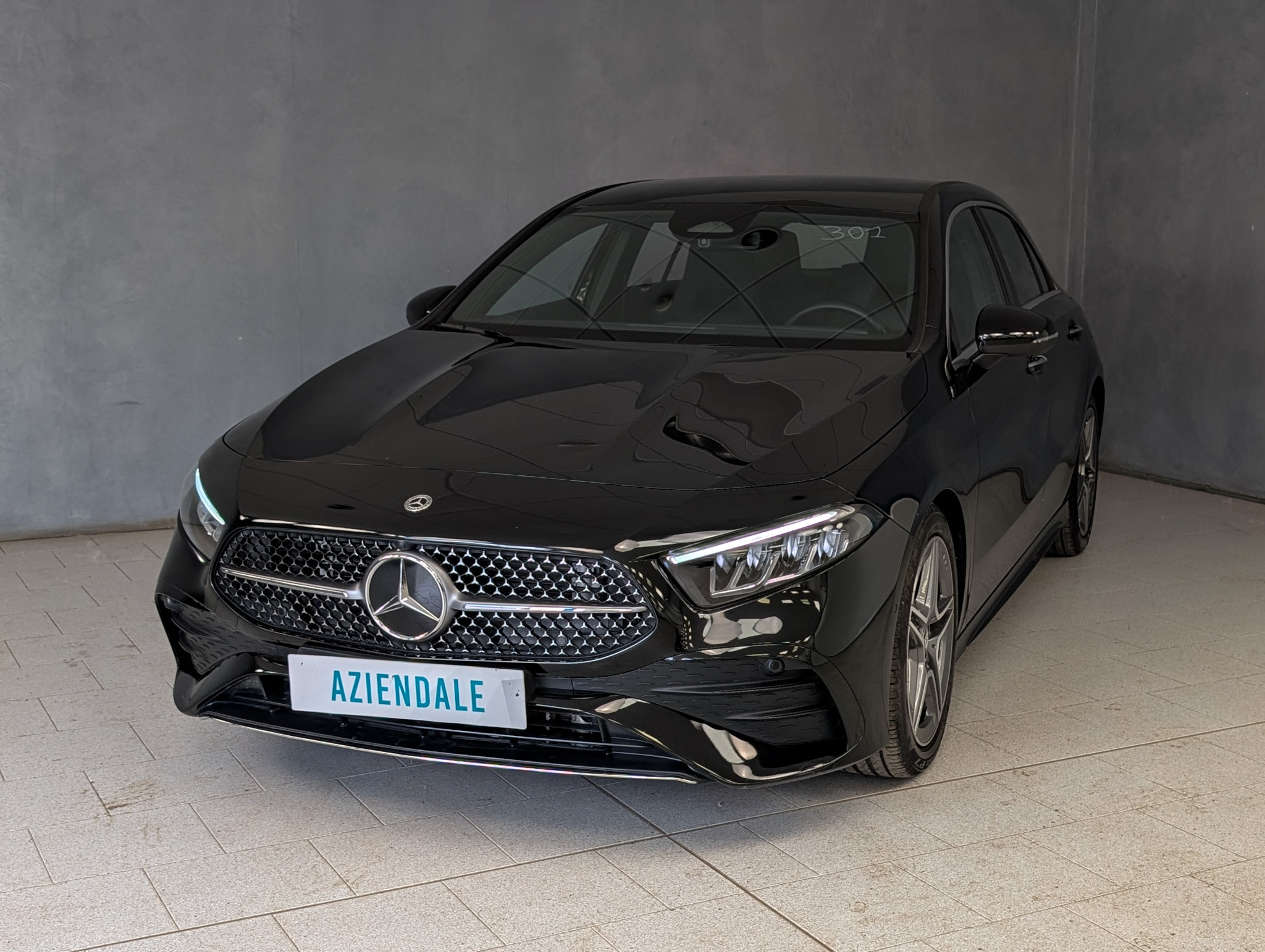 mercedes-benz-a-180-180-automatic-premium-amg-line-10