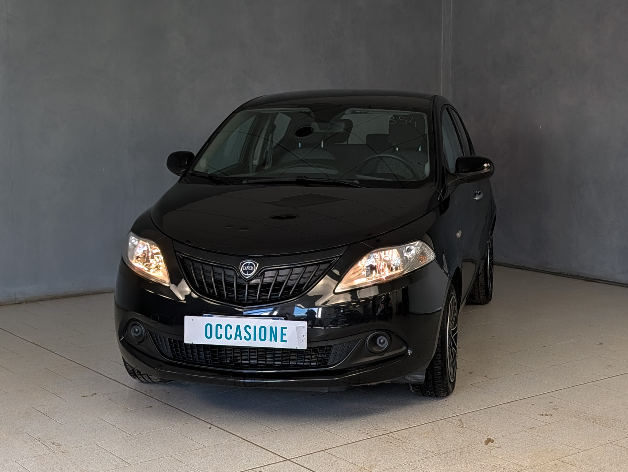 lancia-ypsilon-1-0-hybrid-70cv-silver-plus
